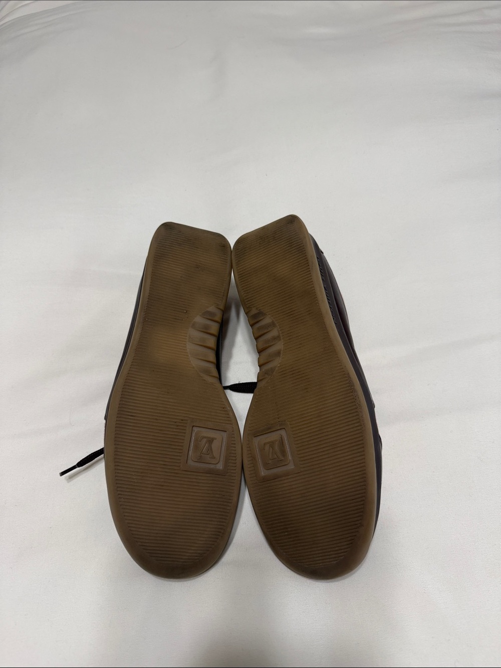 Louis Vuitton Monogram Sneakers - Size 40 EU / 9 US - Picture 5 of 5